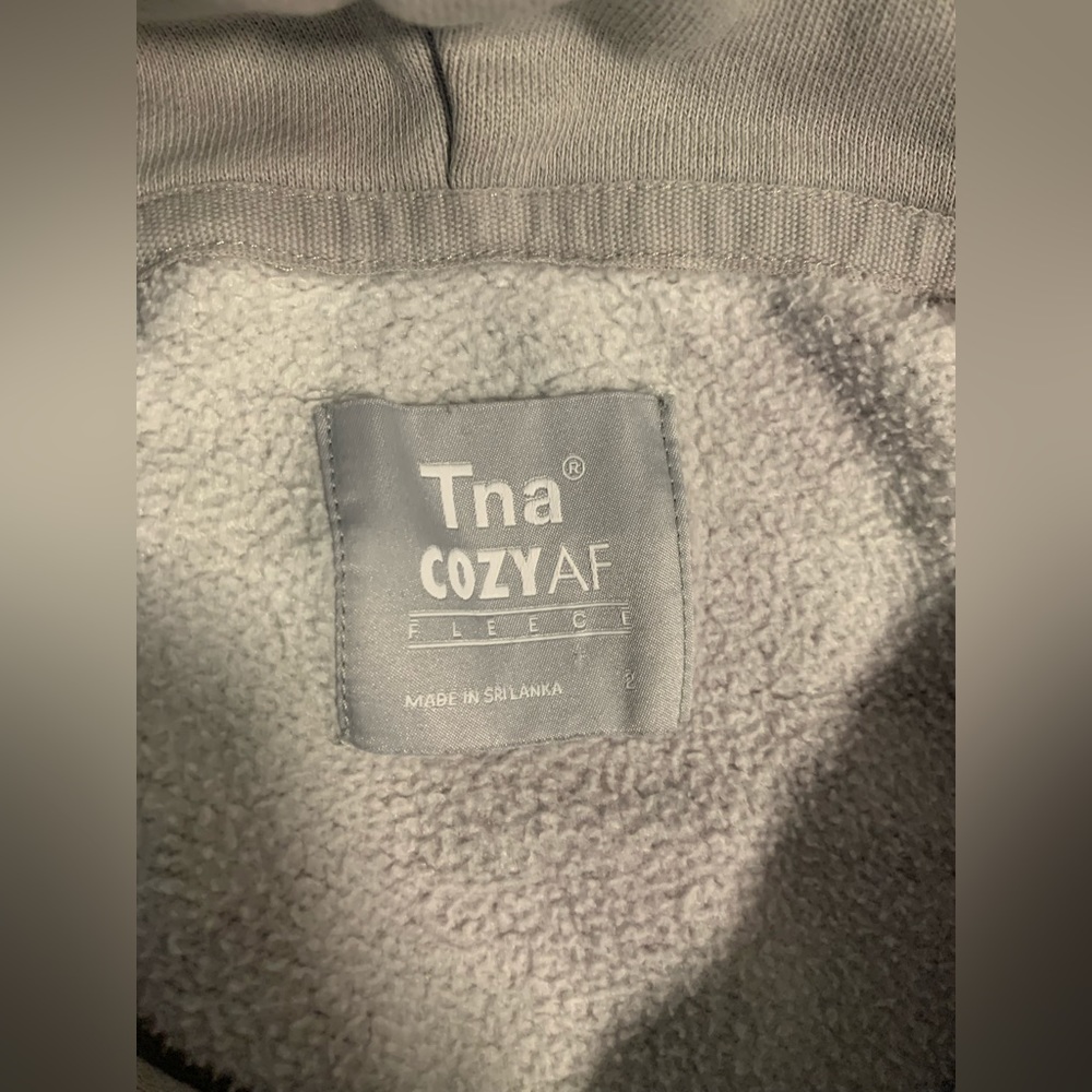 172- TNA Oversized Lavender Tie-Dye Hoodie Sweater - Picture 3 of 5